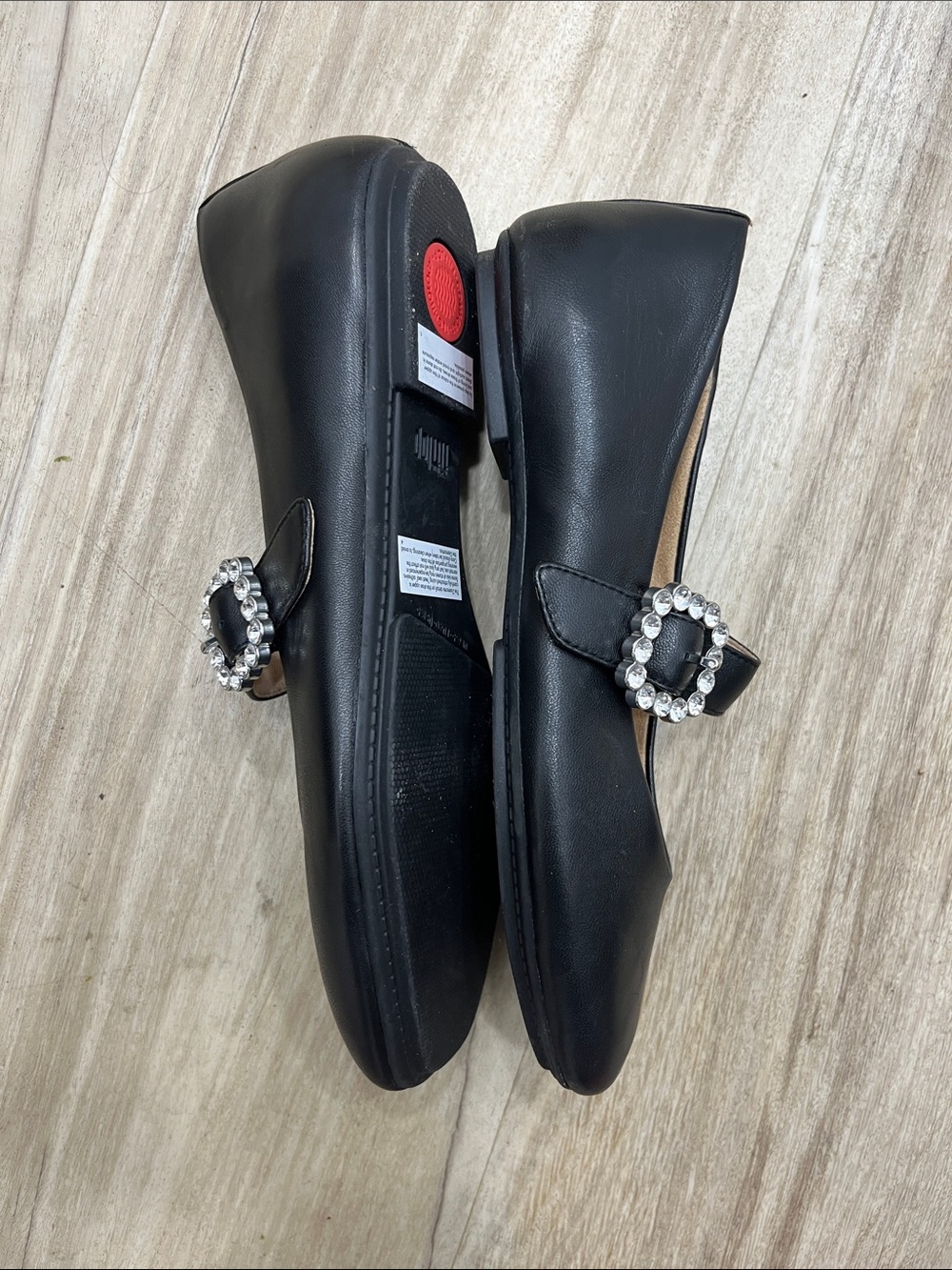 FitFlop Delicato Crystal-Buckle Leather Mary Janes - Picture 3 of 4